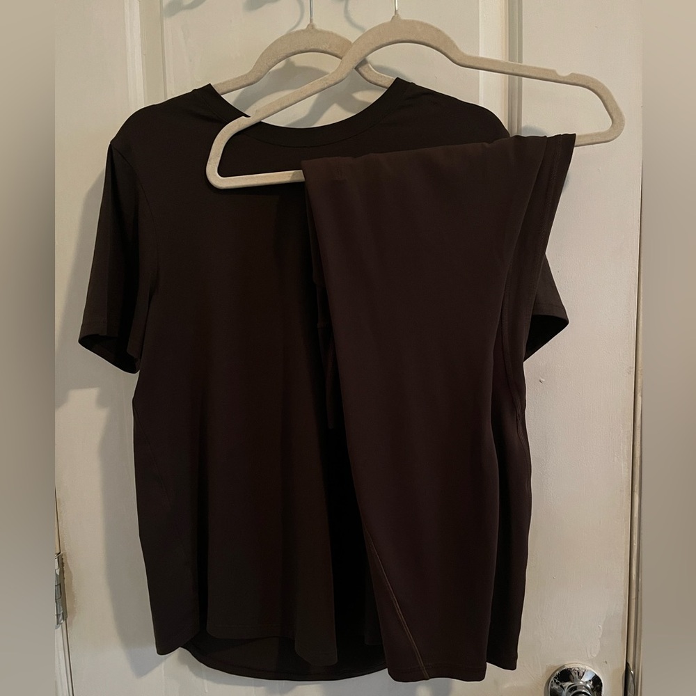 Lululemon Align High Rise Pocket w/ Love Tee - Espresso